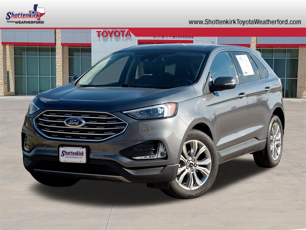 2024 Ford Edge Titanium's photo