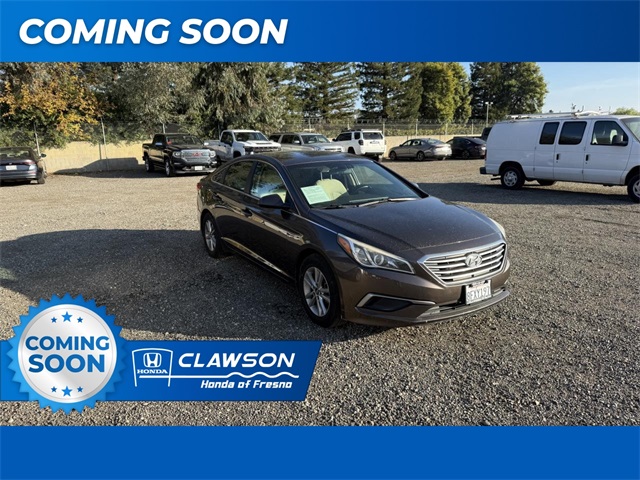 2017 Hyundai Sonata Base's photo