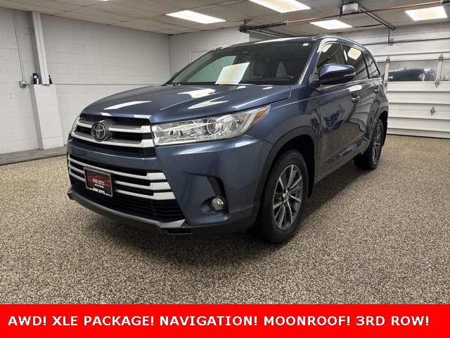 2018 Toyota Highlander XLE's photo