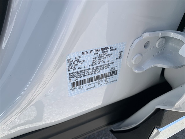 2025 Star White Metallic Tri-Coat Ford Explorer Platinum RWD SUV