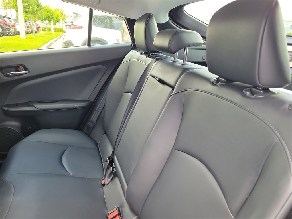 2019 Red Toyota Prius L FWD Hatchback