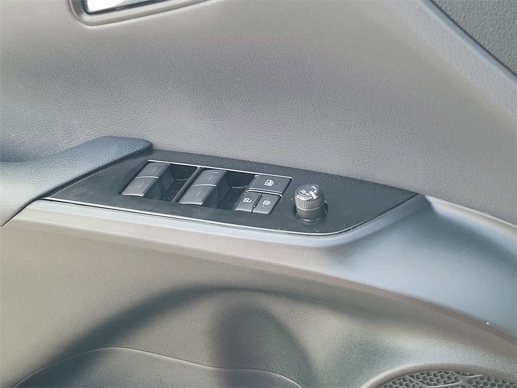 2019 Red Toyota Prius L FWD Hatchback