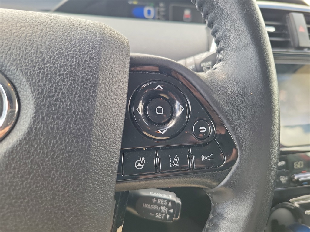 2019 Red Toyota Prius L FWD Hatchback