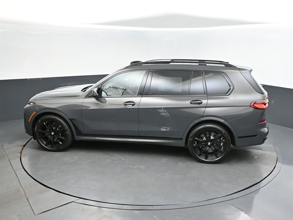 2026 Dravit Gray Metallic BMW X7 M60i AWD SUV