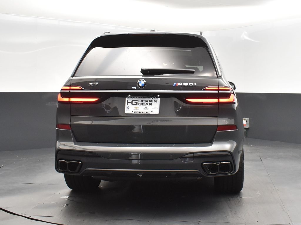 2026 Dravit Gray Metallic BMW X7 M60i AWD SUV