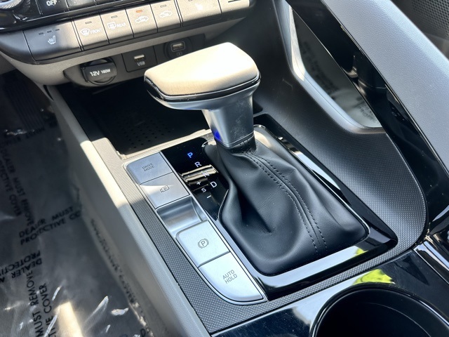 2023 Phantom Black Hyundai Elantra SEL FWD Sedan
