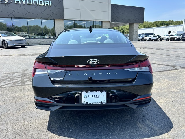 2023 Phantom Black Hyundai Elantra SEL FWD Sedan