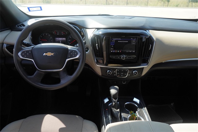 2023 Chevrolet Traverse LS photo 13