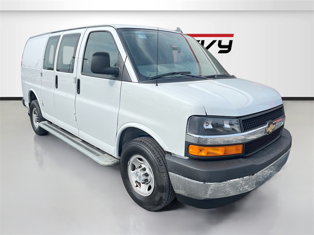 2023 Chevrolet Express Cargo Work Van's photo