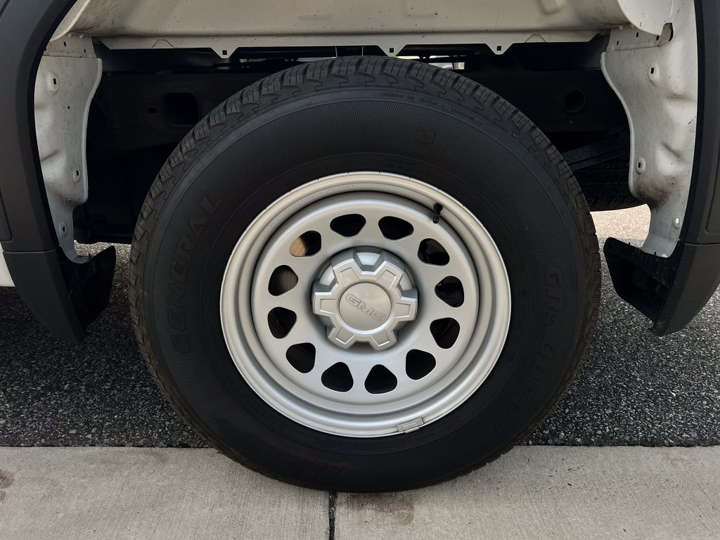 Used 2023 GMC Sierra 1500 Crew Cab 4x4 Pickup for sale #SP1344R - photo 13