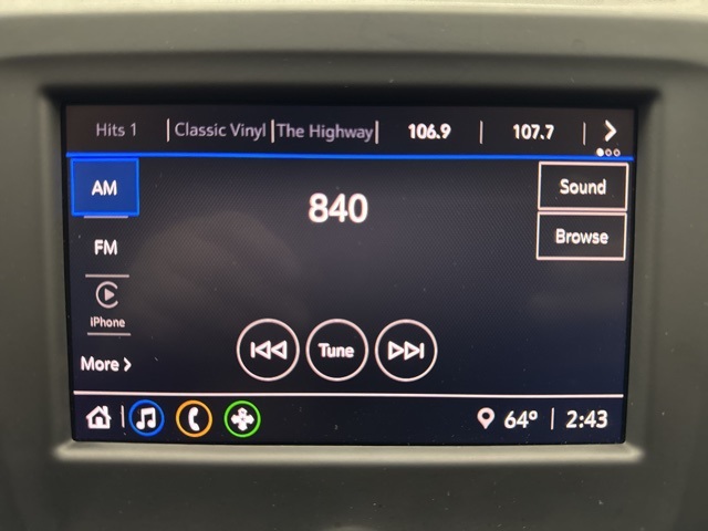 used 2022 Chevrolet Equinox car, priced at $19,200