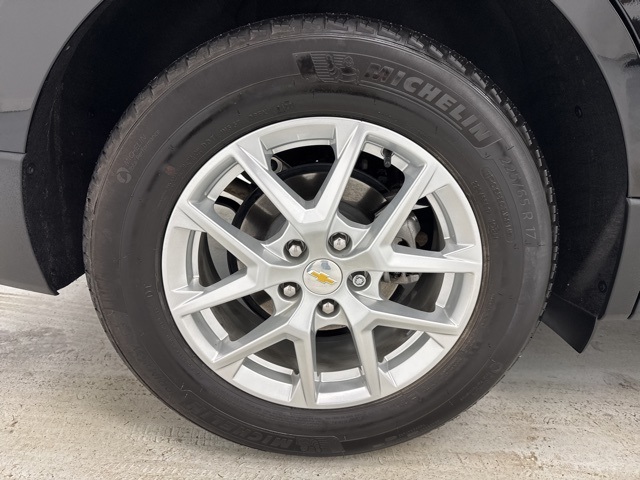 used 2022 Chevrolet Equinox car, priced at $19,200