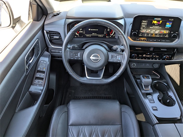 2022 Nissan Rogue Platinum FWD