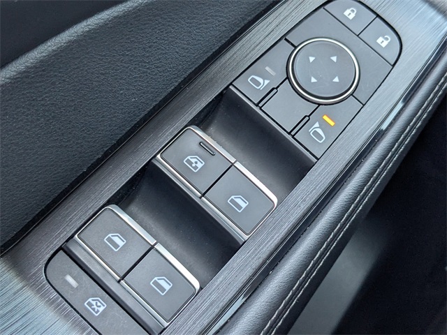 2022 Nissan Rogue Platinum FWD