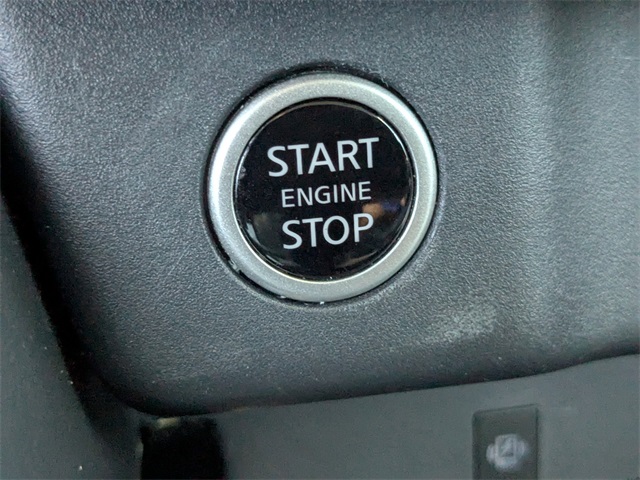 2022 Nissan Rogue Platinum FWD