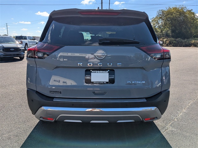 2022 Nissan Rogue Platinum FWD