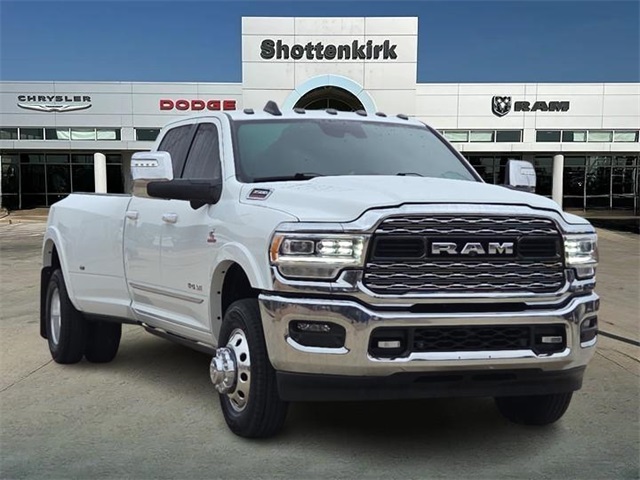 2024 RAM Ram 3500 Pickup Limited's photo