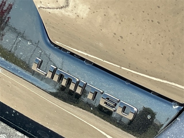2025 Jeep Grand Cherokee Limited photo 10