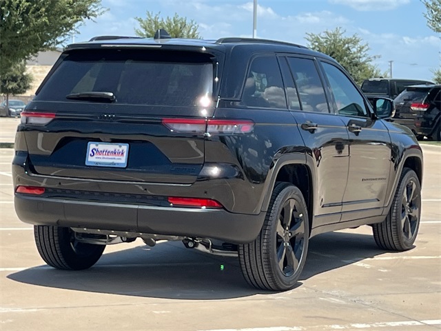 2025 Jeep Grand Cherokee Limited photo 8