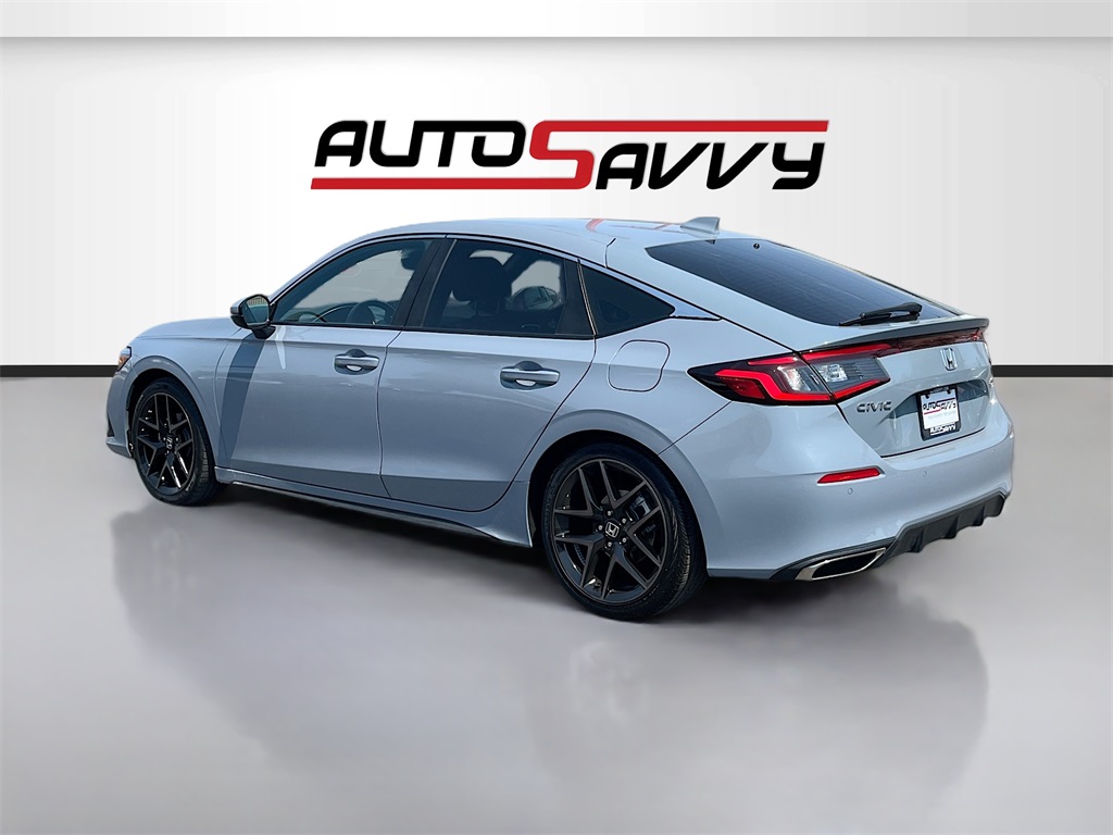 2024 Honda Civic Sport Touring photo 5