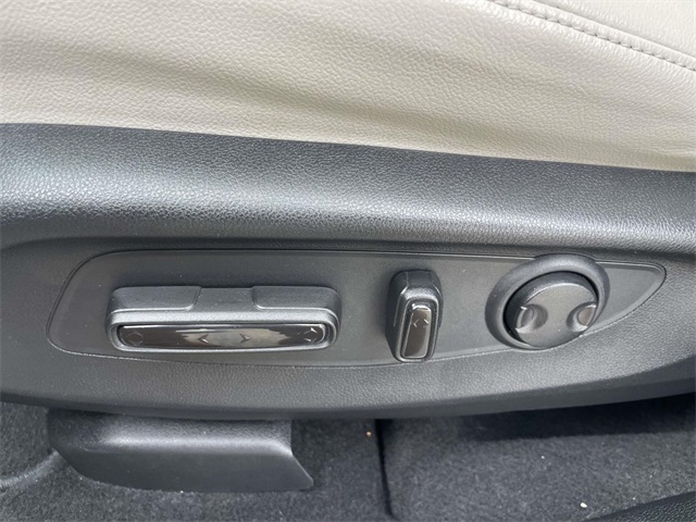 used 2023 Honda CR-V car, priced at $30,009