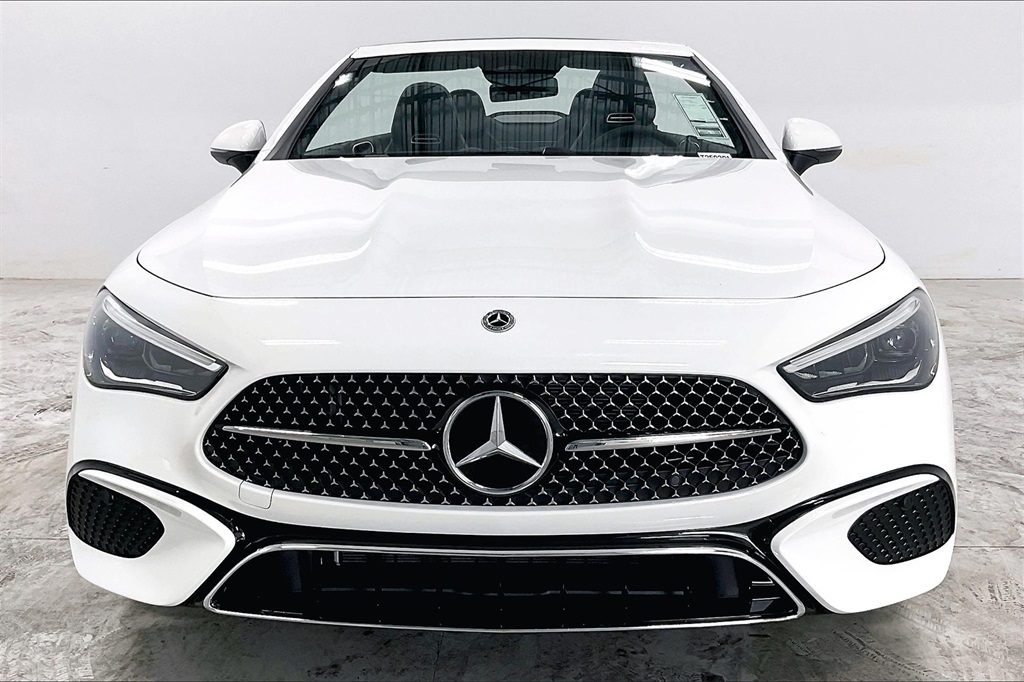2025 Mercedes Benz CLE 300 4MATIC photo 3