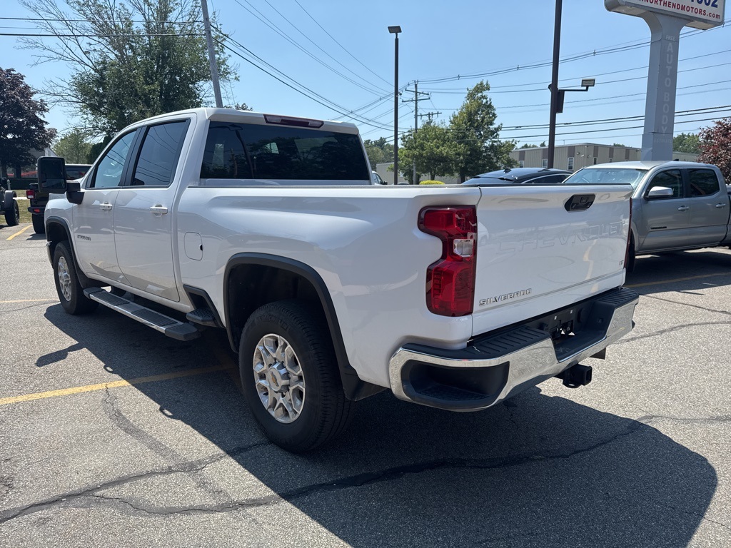 2024 Summit White Chevrolet Silverado 2500HD LT 4X4 Truck