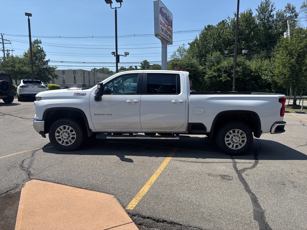 2024 Summit White Chevrolet Silverado 2500HD LT 4X4 Truck