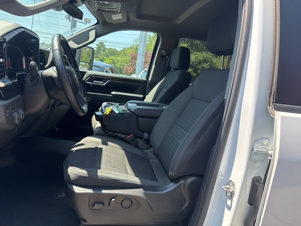 2024 Summit White Chevrolet Silverado 2500HD LT 4X4 Truck