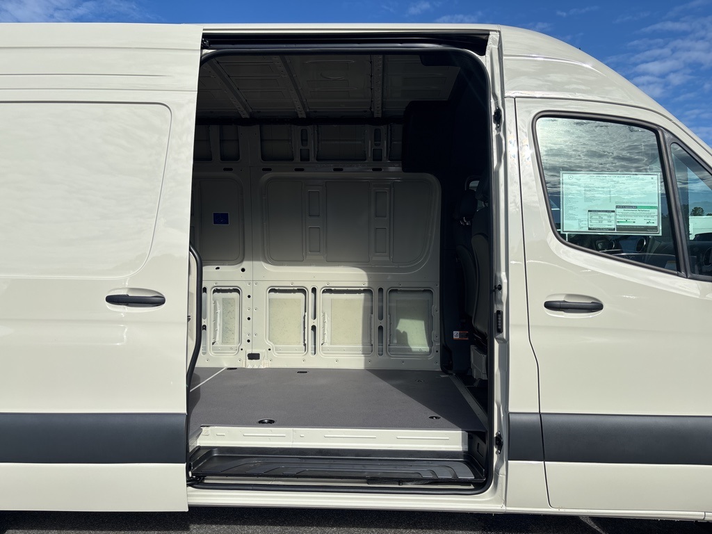 New 2026 Mercedes-Benz Sprinter 2500 - photo 21