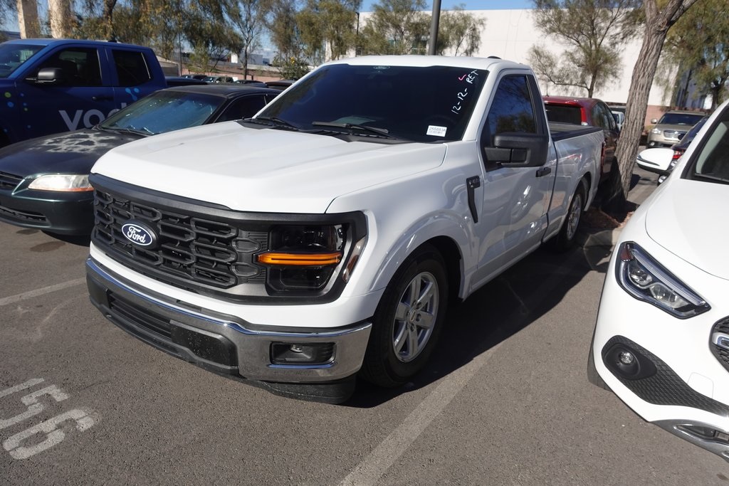 2025 Ford F-150 XL's photo