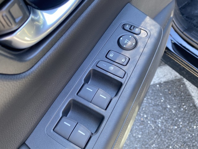 new 2026 Honda CR-V Hybrid car, priced at $39,591