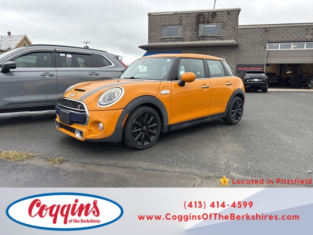 2017 MINI Cooper