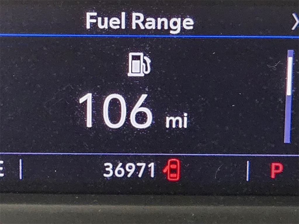 used 2021 Cadillac XT4 car, priced at $23,998