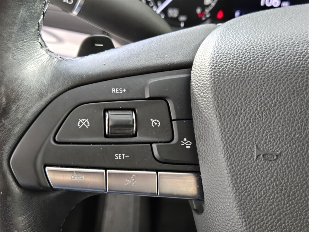 used 2021 Cadillac XT4 car, priced at $23,998