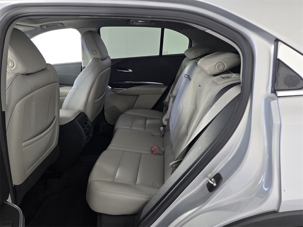 used 2021 Cadillac XT4 car, priced at $23,998