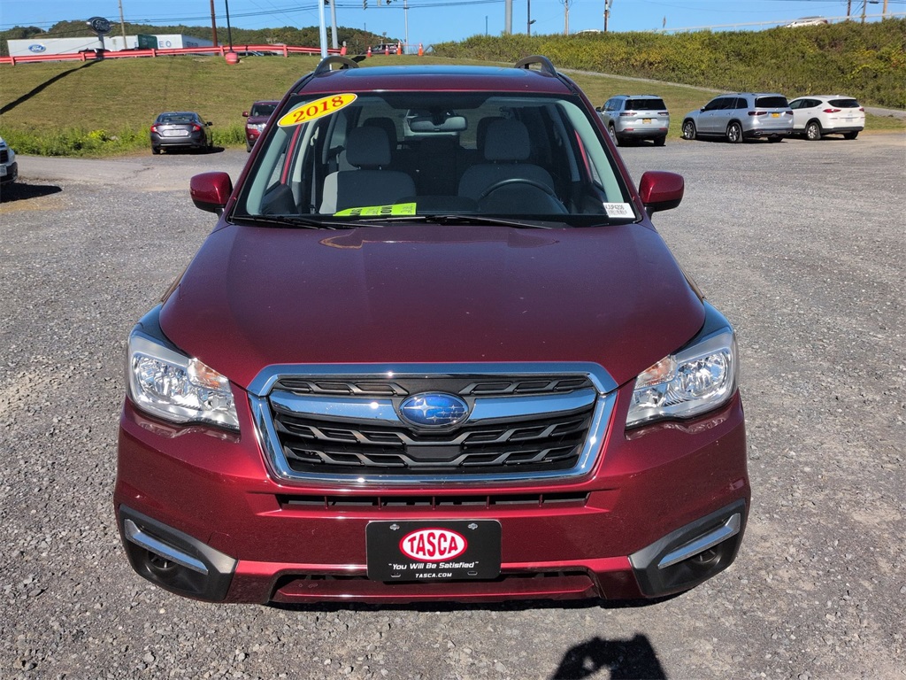 2018 Subaru Forester 2.5i Premium photo 7