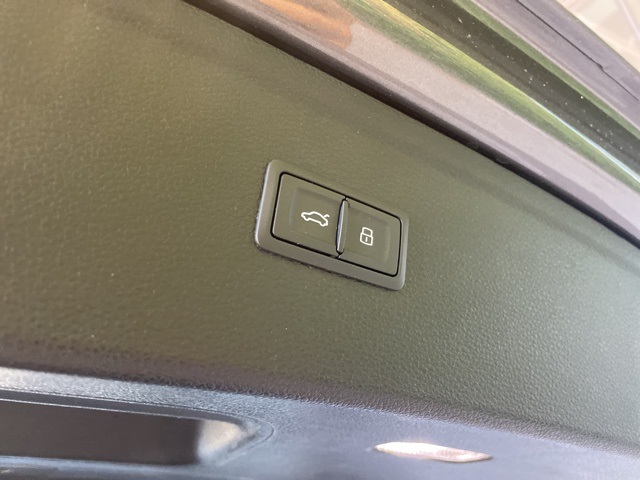 used 2023 Audi Q5 car, priced at $28,900