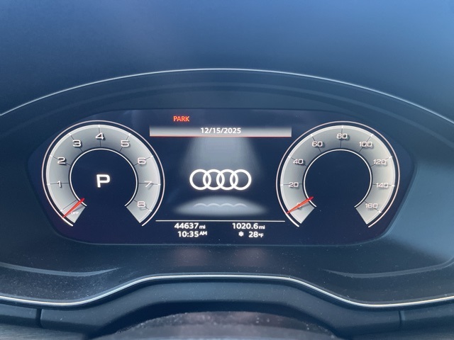 used 2023 Audi Q5 car, priced at $28,900