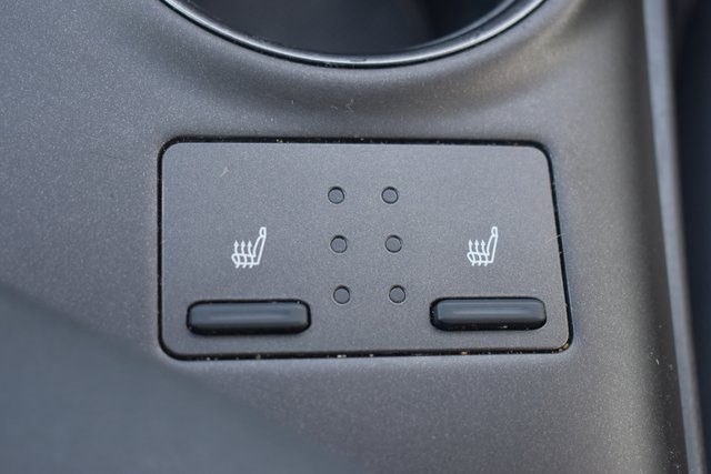 2023 Toyota Camry SE photo 21