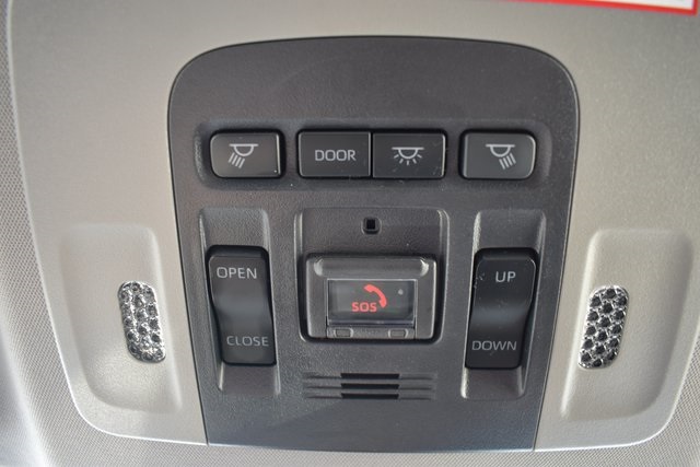 2023 Toyota Camry SE photo 23