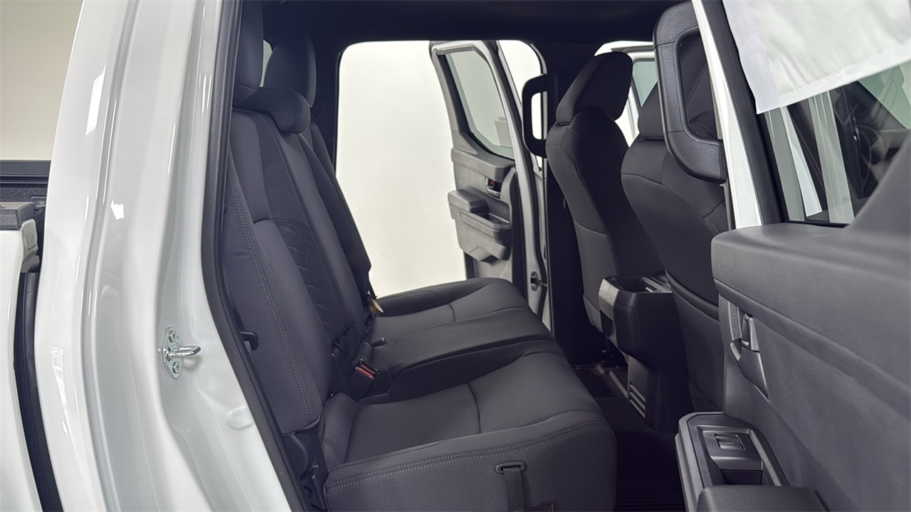 2025 Toyota Tacoma SR5 Double Cab photo 15