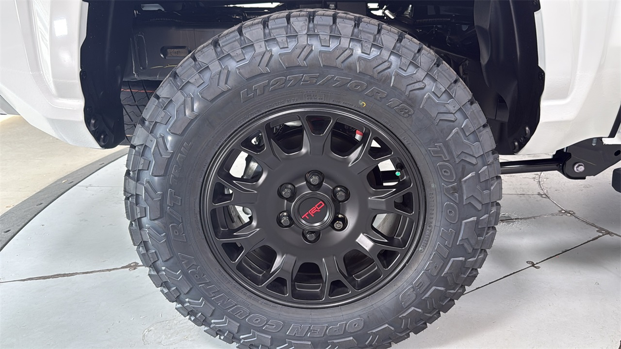 2025 Toyota Tacoma SR5 Double Cab photo 19