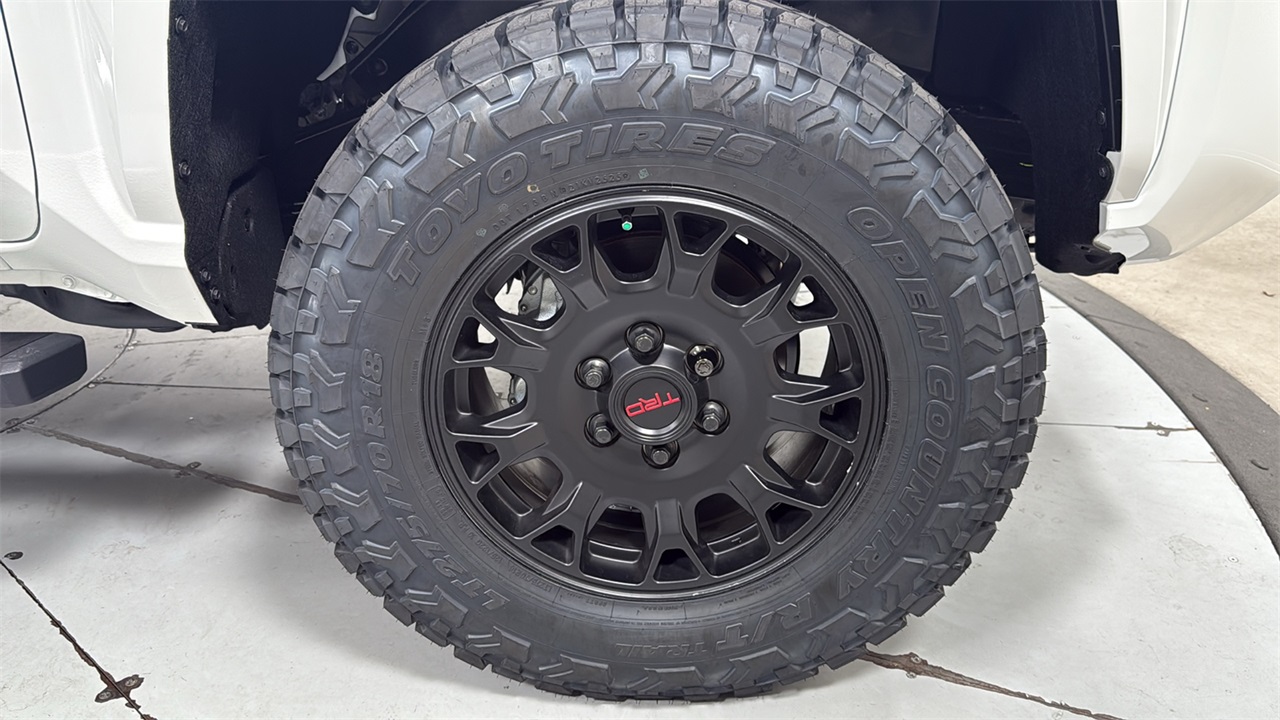 2025 Toyota Tacoma SR5 Double Cab photo 20