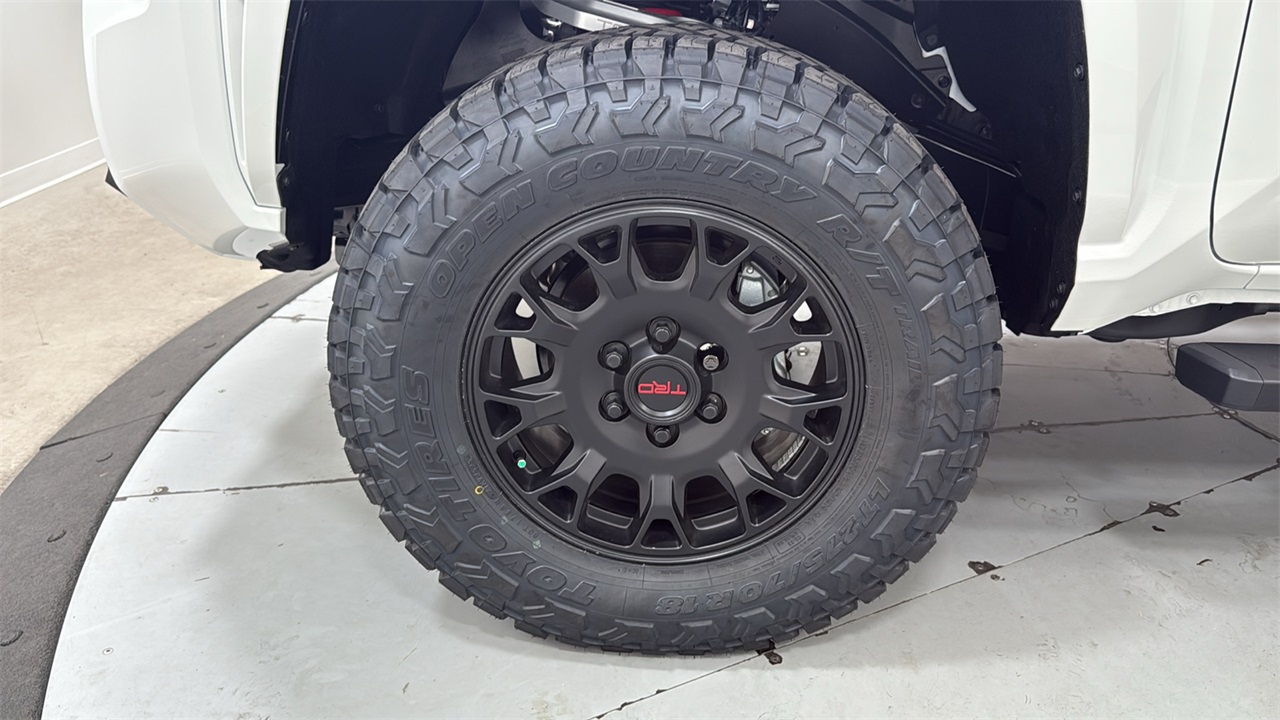 2025 Toyota Tacoma SR5 Double Cab photo 22