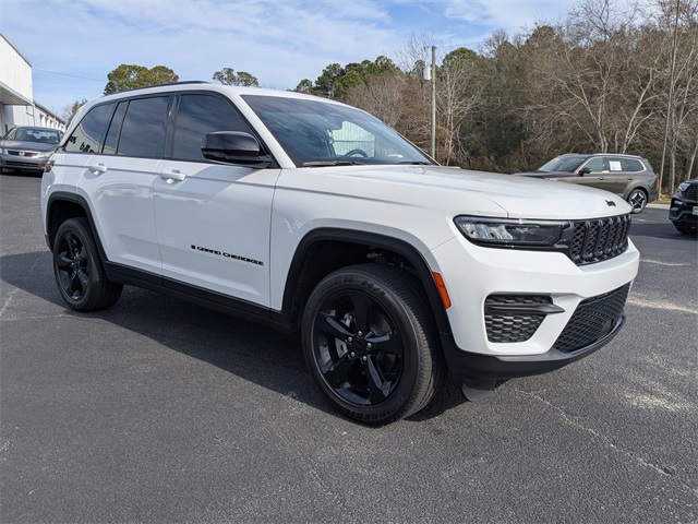 2025 Jeep Grand Cherokee Altitude X 4x2