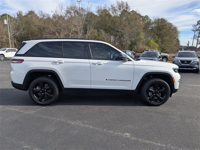 2025 Jeep Grand Cherokee Altitude X 4x2