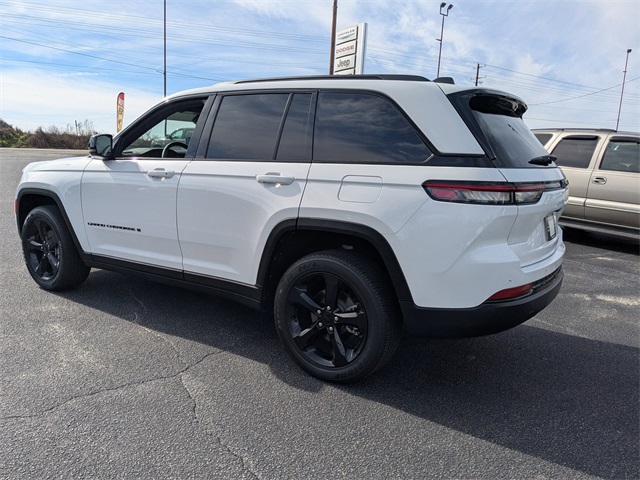 2025 Jeep Grand Cherokee Altitude X 4x2