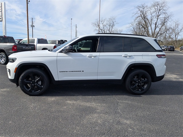 2025 Jeep Grand Cherokee Altitude X 4x2