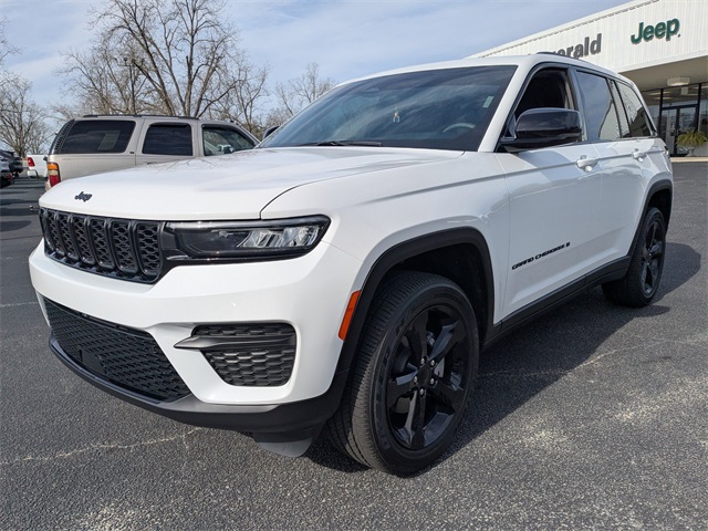2025 Jeep Grand Cherokee Altitude X 4x2